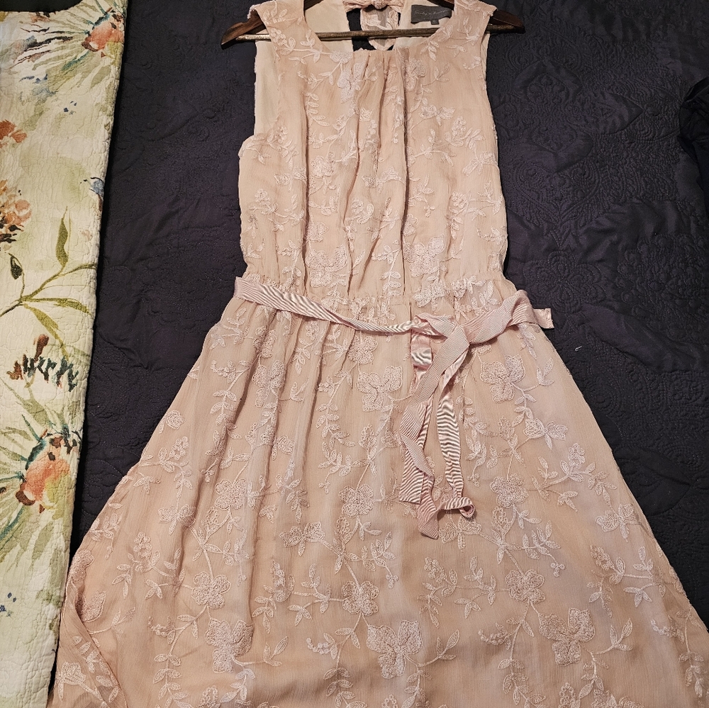 Sundance Sunday In Brooklynn Pink Floral Lace Dress